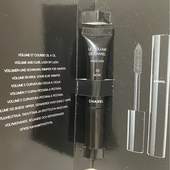 NEW! CHANEL | LE VOLUME MASCARA - Picture 3 of 4